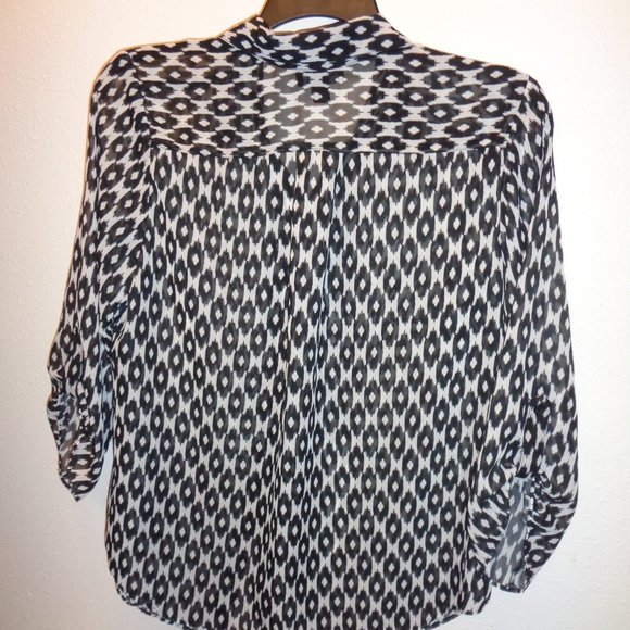 AB Studio Women's Button Front Shirt Size Large - Picture 6 of 9